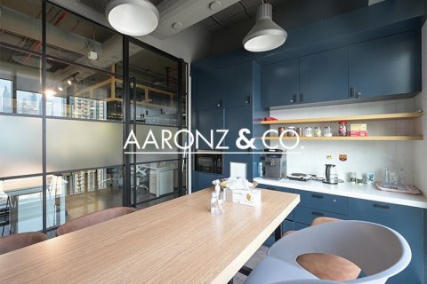 Office de 367m² en Dubai Marina, UAE No. 136153 15