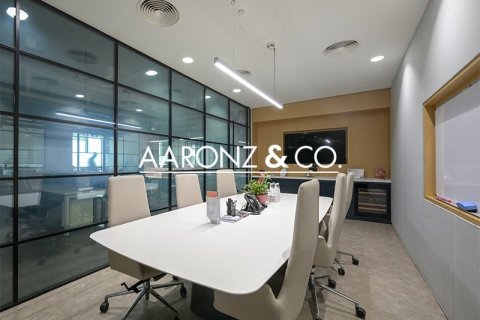 Office de 367m² en Dubai Marina, UAE No. 136153 10