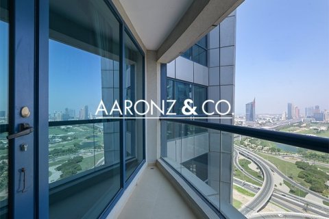 Квартира с 2 спальнями в Jumeirah Bay X1, ОАЭ №136151 4