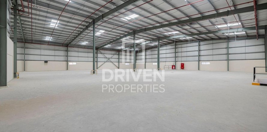 Warehouse de 82247m² à Jebel Ali, UAE No. 140889
