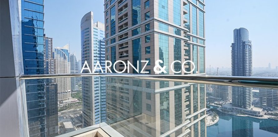 Apartment de 2 dormitorios en Jumeirah Lake Towers, UAE No. 140888