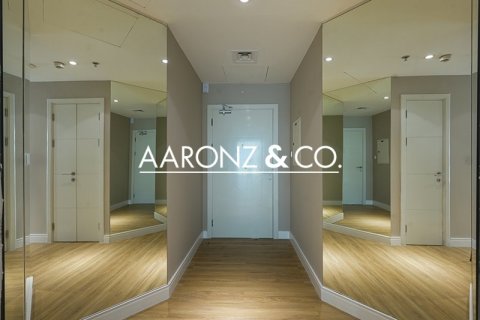 Apartment de 2 dormitorios en Dubai Marina, UAE No. 140884