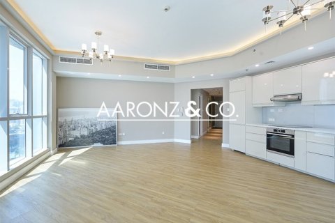 Apartment de 2 dormitorios en Dubai Marina, UAE No. 140884 4