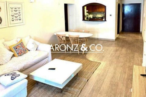 Apartment de 2 dormitorios en Jumeirah Lake Towers, UAE No. 140887 7