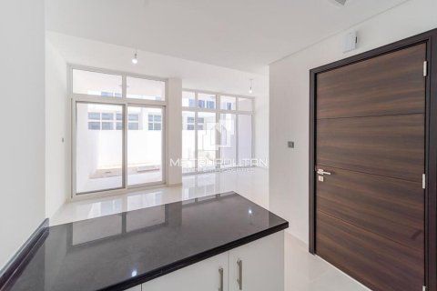 Townhouse de 3 dormitorios No. 128281 4