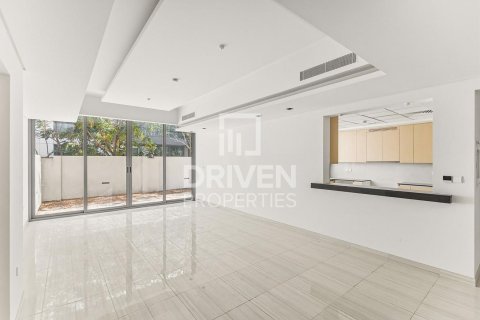 3 bedrooms Townhouse in wasl gate, UAE No. 207288