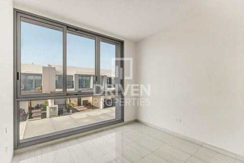 3 bedrooms Townhouse in wasl gate, UAE No. 207288 8