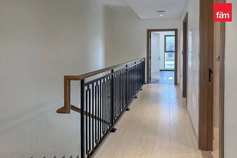 3 bedrooms Townhouse in Dubai, UAE No. 208486 9