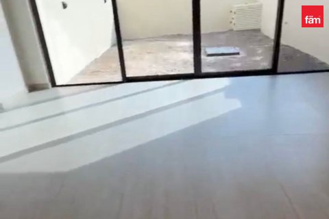 3 bedrooms Townhouse in Dubai, UAE No. 208486 11