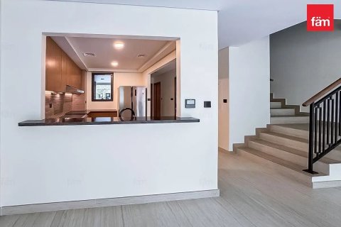 3 bedrooms Townhouse in Dubai, UAE No. 208486 6