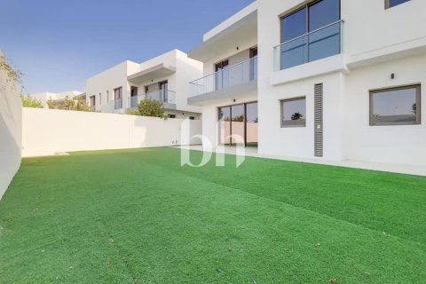Villa de 4 dormitorios  No. 112946 6