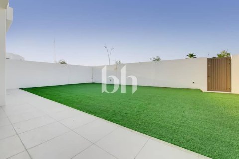Villa de 4 dormitorios  No. 112946 10