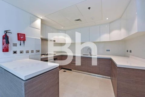 Квартира с 3 спальнями  №112950 6
