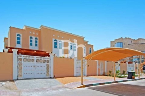 Villa de 3 chambres  No. 112947 2