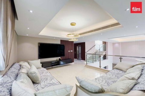 Вилла с 6 спальнями  №115464 22