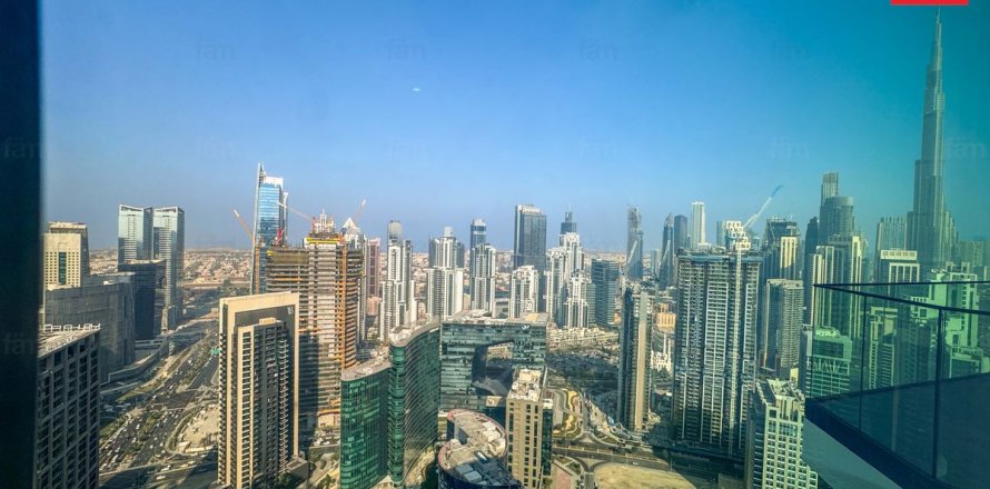 Квартира с 2 спальнями в Бизнес-Бэй, ОАЭ №140209