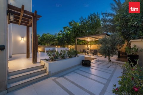Villa de 3 chambres à Dubai, UAE No. 140211 22
