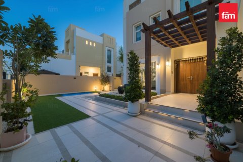 Villa de 3 chambres à Dubai, UAE No. 140211 23