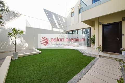 3 bedrooms Villa in The Sustainable City, UAE No. 164636 3
