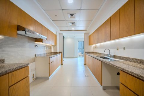3 bedrooms Penthouse in Bellevue Towers, UAE No. 101592 6