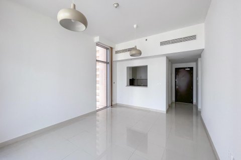 Apartment de 2 dormitorios en BLVD Crescent, UAE No. 101594 1