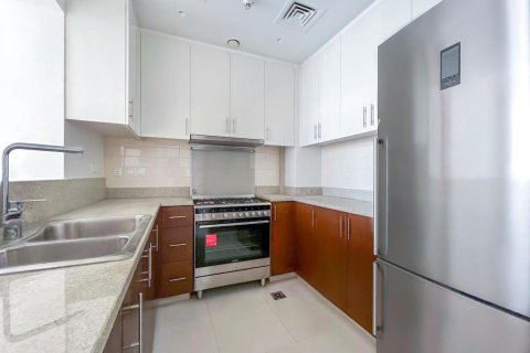Apartment de 2 dormitorios en BLVD Crescent, UAE No. 101594 6