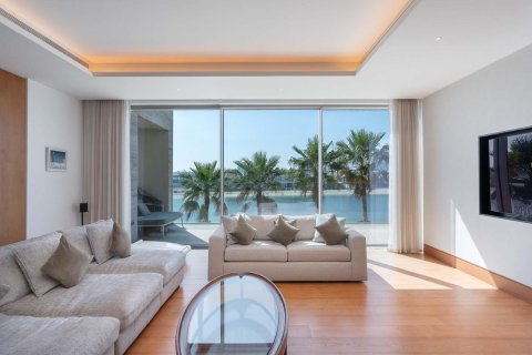 Villa de 4 chambres à Palm Jumeirah, UAE No. 101595 10
