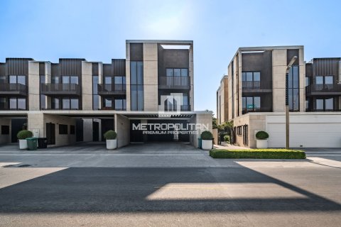 Townhouse de 5 dormitorios No. 129143 21