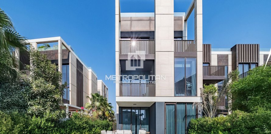 Townhouse de 5 dormitorios No. 129143