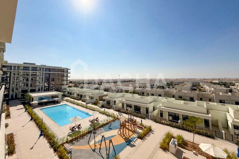 Квартира с 3 спальнями в Town Square, ОАЭ №155757 3