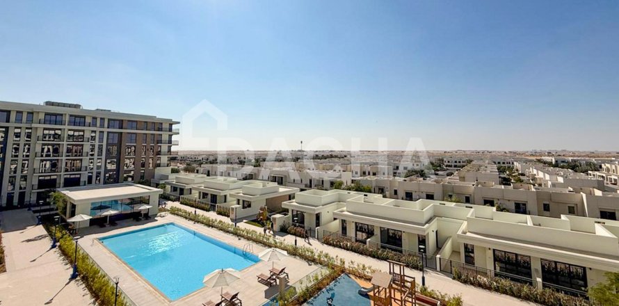 Квартира с 3 спальнями в Town Square, ОАЭ №155757