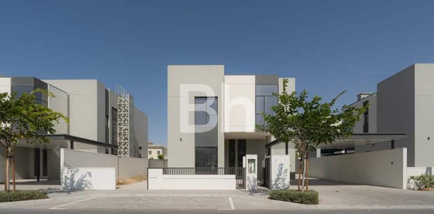 Villa de 5 dormitorios  No. 113478