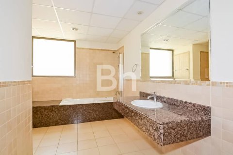 Appartement de 4 chambres  No. 113477 7