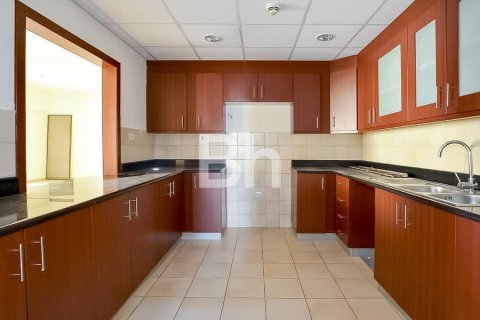 Appartement de 4 chambres  No. 113477 11