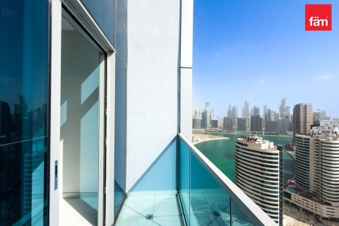 Квартира с 2 спальнями в Бизнес-Бэй, ОАЭ №146135 4