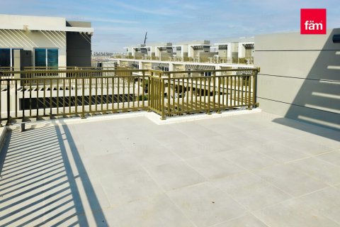 3 bedrooms Townhouse in Dubai, UAE No. 142511 15
