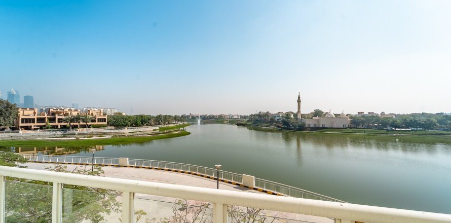 Appartement de 3 chambres à Jumeirah Islands, UAE No. 151148