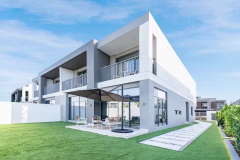 Вилла с 5 спальнями в Dubai South (Dubai World Central), ОАЭ №151147