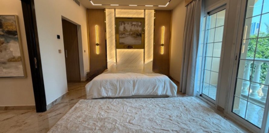 2 bedrooms Townhouse in Jumeirah Village Triangle, UAE No. 151149