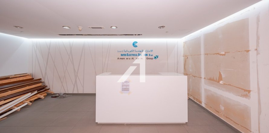 143مربع، مكتب في Sheikh Zayed Road, الإمارات العربية المتحدة رقم 148883