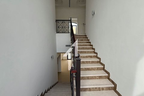 Villa de 6 dormitorios en Al Barsha, UAE No. 148886 12