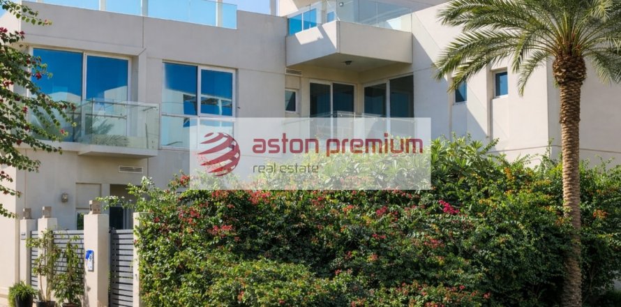 Вилла с 4 спальнями в The Sustainable City, ОАЭ №143018