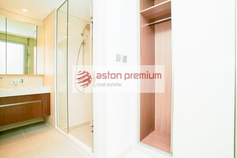 Apartment de 2 dormitorios en EMAAR Beachfront, UAE No. 143020 7