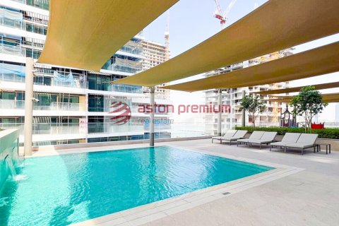 Apartment de 2 dormitorios en EMAAR Beachfront, UAE No. 143020 17