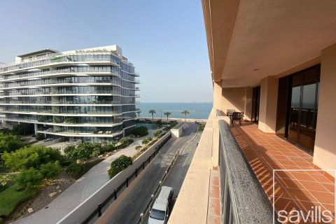 Appartement de 2 chambres à The Crescent, UAE No. 209150 3