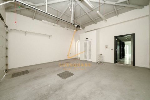 Вилла с 3 спальнями в Jumeirah Park, ОАЭ №164168 12