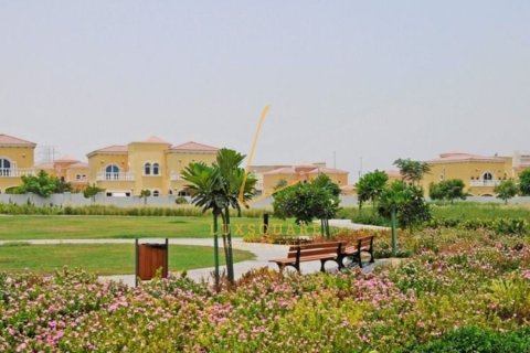 Вилла с 3 спальнями в Jumeirah Park, ОАЭ №164168