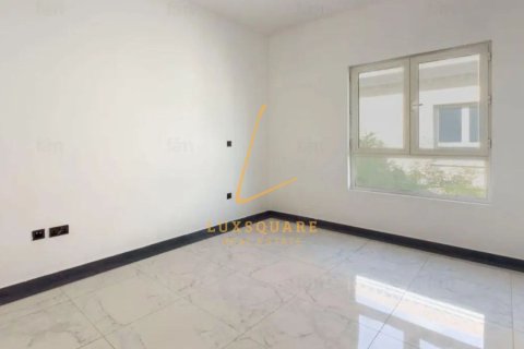 Вилла с 3 спальнями в Jumeirah Park, ОАЭ №164168 9
