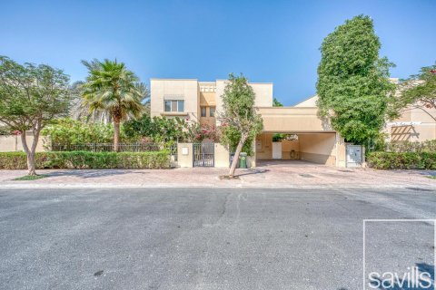 5 غرفة نوم  فيلا في Meadows, الإمارات العربية المتحدة رقم 136660 7