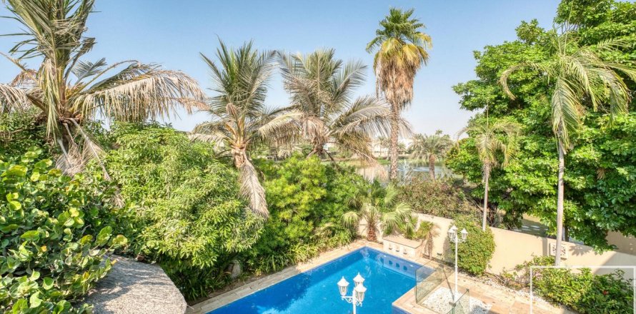 5 غرفة نوم  فيلا في Meadows, الإمارات العربية المتحدة رقم 136660